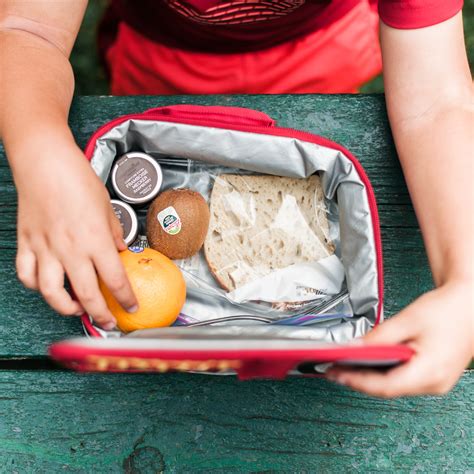 packing lunches after lunch